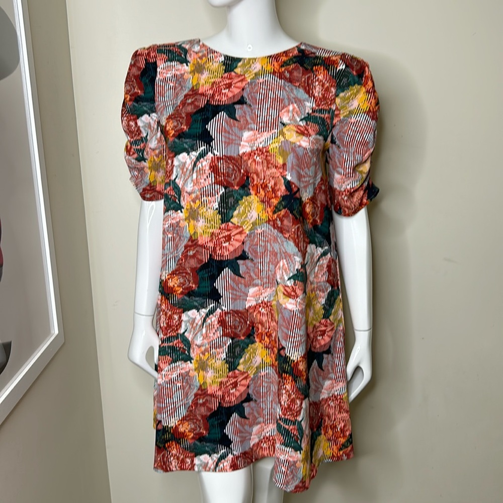 Halogen Striped Floral Abstract Shift Dress with ruched sleeves, size L